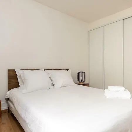 Rue Cler - Eiffel Tower Area Private Apartment- 30 Nuits Min * Parigi