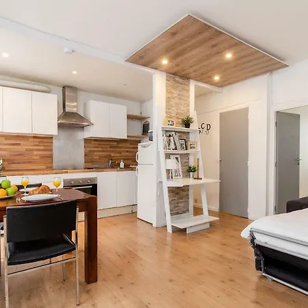 Appartamento Rue Cler - Eiffel Tower Area Private Apartment- 30 Nuits Min *